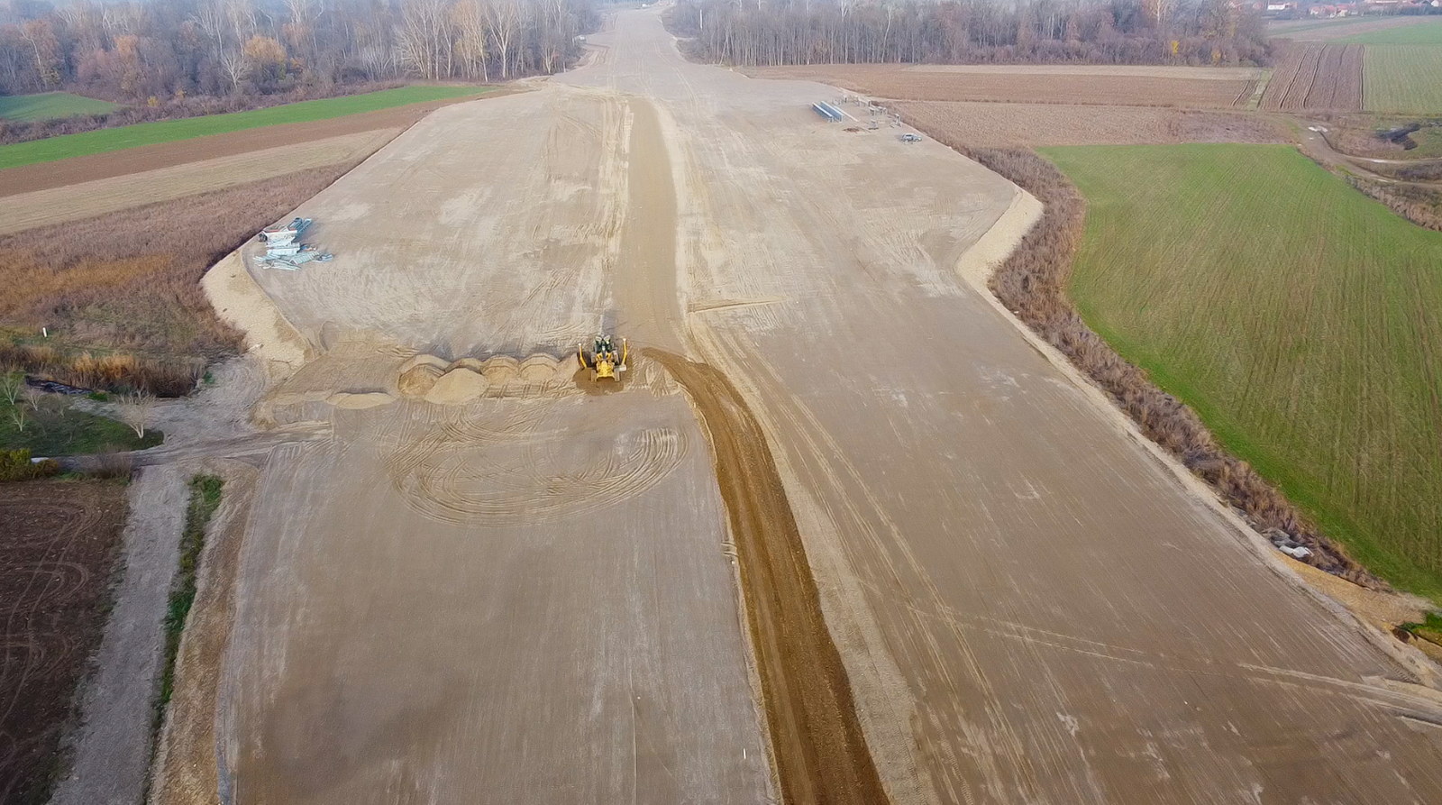 (VIDEO) Radovi u punom jeku: snimak izgradnje auto-puta od petlje Brodac  do mosta Rača